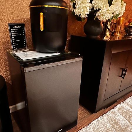 The Residence Central Jacuzzi Boutique (Adults Only) Клуж-Напока Экстерьер фото